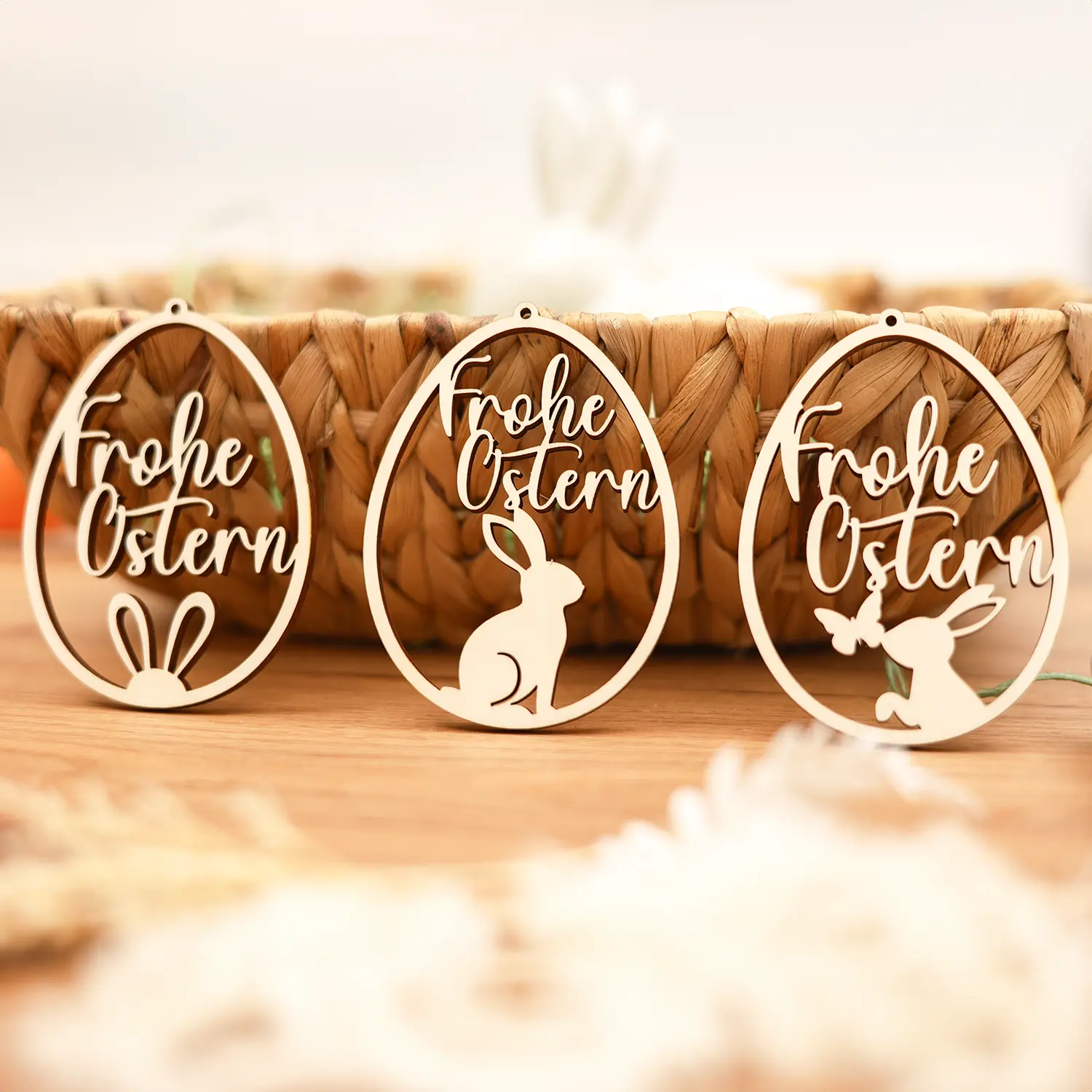 Holzanhänger für Ostern - Ostereier „Frohe Ostern“ mit Hasenmotiven