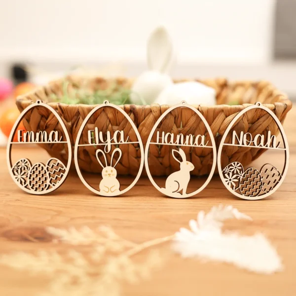 Ostereier als Anhäger aus Holz - personalisiert mit Namen und verschiedenen Motive