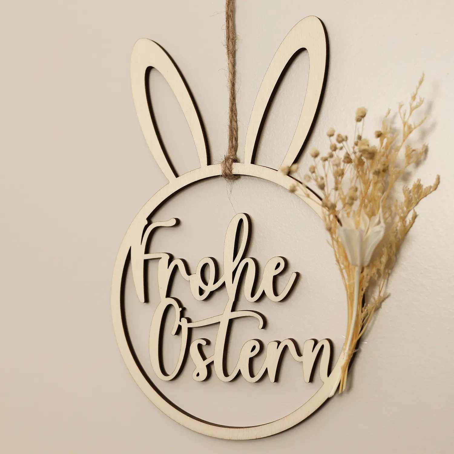 Holzschild mit Hasenohren – Frohe Ostern mit verschiedenen Motiven Livebild