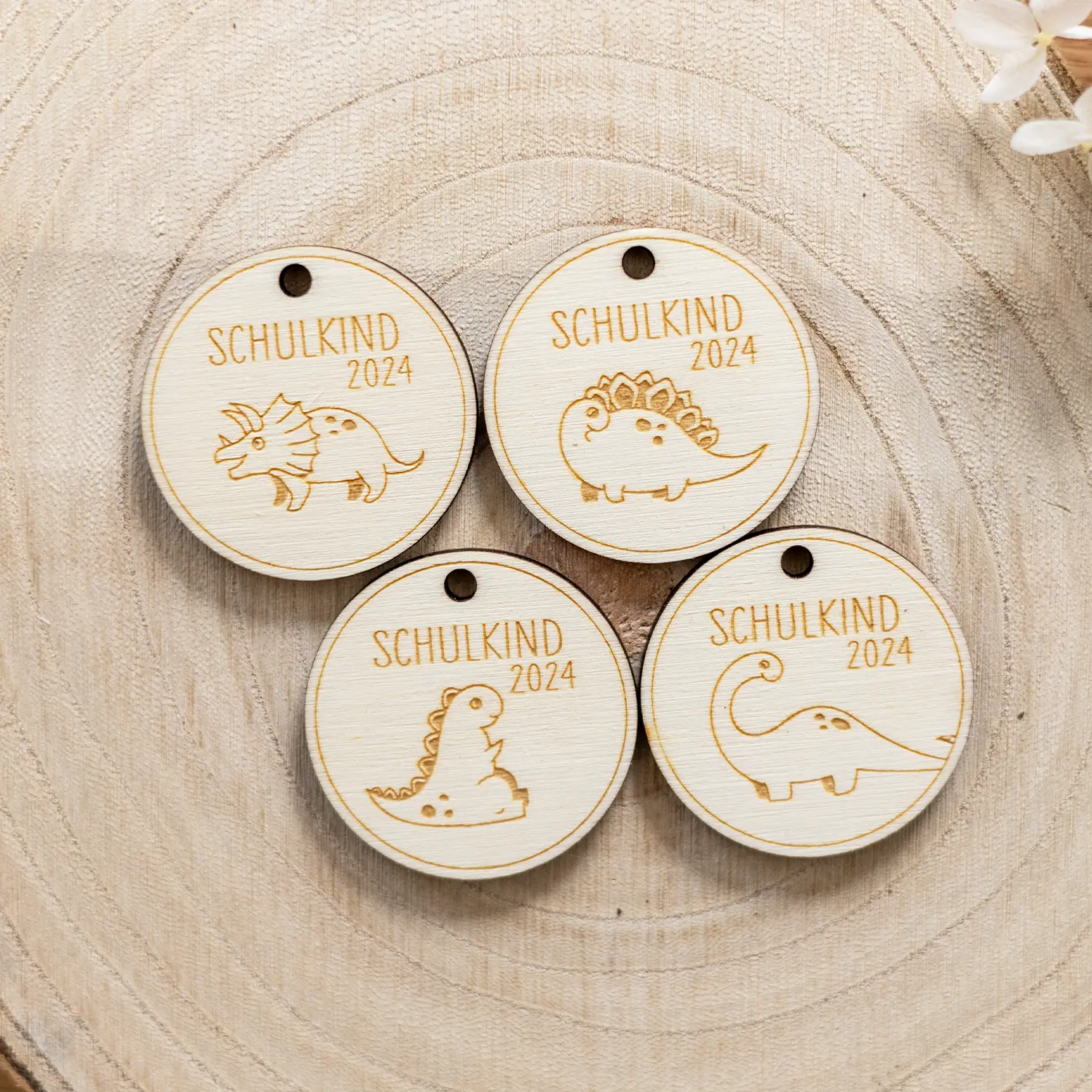 Anhänger zur Einschulung - Schulkind - Dinos 1 Einschulung - Anhänger - Schulkind - Dinos Produktbild