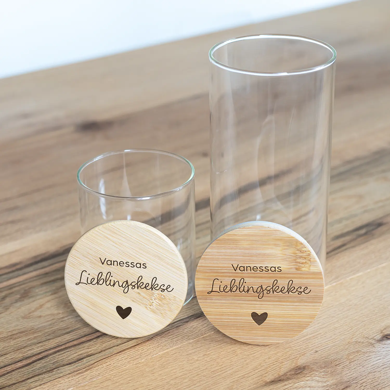 Vorratsglas „Lieblingskekse“ in 2 verschiedenen Größen, personalisiert mit Namen 1 Vorratsglas Lieblingskekse personalisiert mit Namen - Produktbild