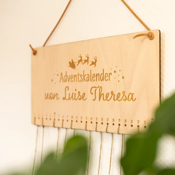 Adventskalender aus Holz, personalisiert - Produktbild