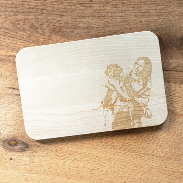 Personalisiertes Frühstücksbrettchen mit Fotogravur - Produktbild