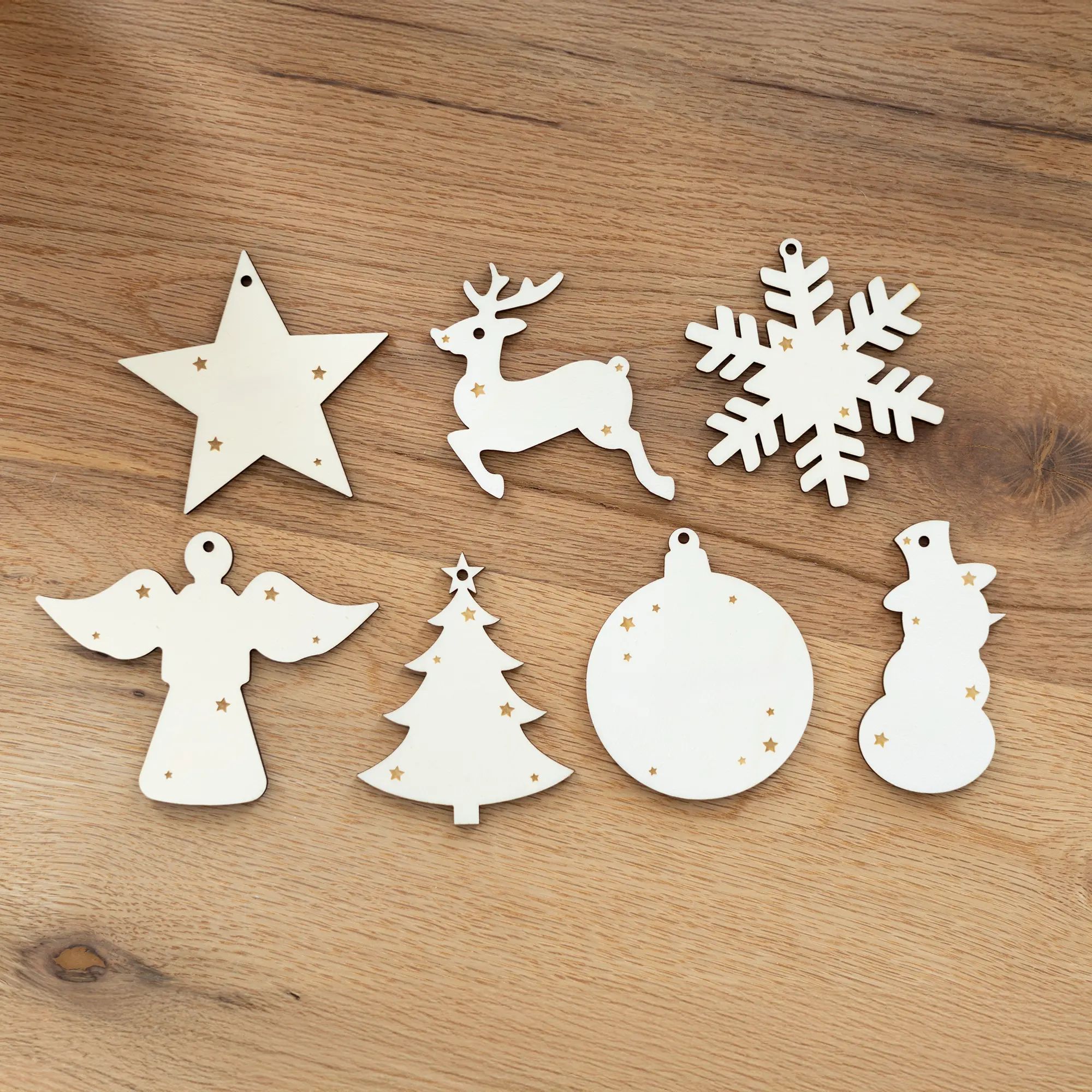 Personalisierbare Christbaumanhänger, 7 Motive wählbar 4 Personalisierbare Christbaumanhänger - Ohne Name