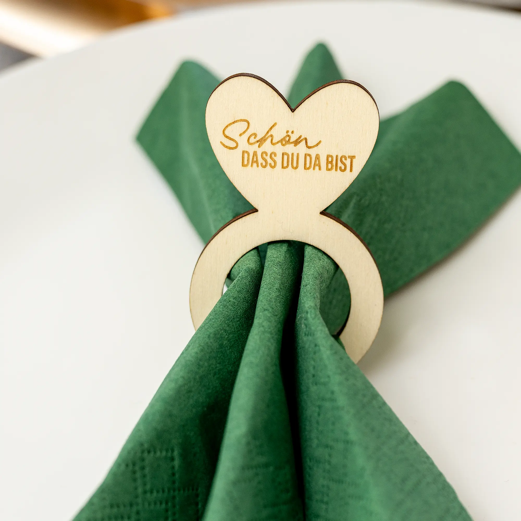 Serviettenringe Aus Holz - „Schön, Dass Du Da Bist“ für Hochzeiten, Geburtstage und andere Feiern