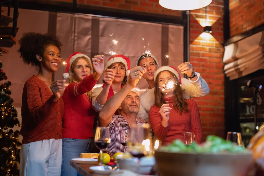 Weihnachtsfeier planen: Macht eure Weihnachtsfeier zu einem unvergesslichen Event 1 Gute Stimmung auf der Weihnachtsfeier