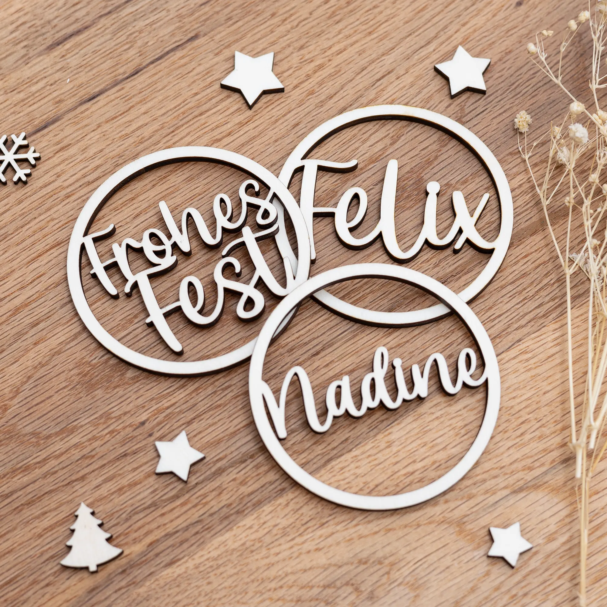 Geschenkanhänger "Frohes Fest" - Einzel & Set 3 Anhänger Frohes Fest mit Personalisierung Liegend2