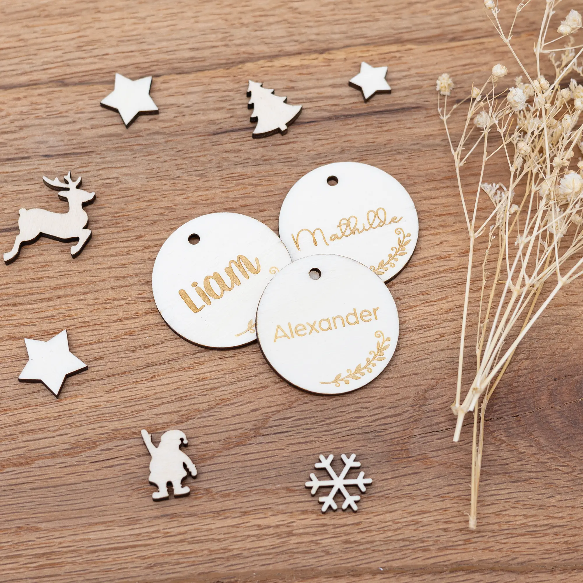 Personalisierte Geschenkanhänger für Weihnachten 4 Personalisierter Geschenkanhänger Rund Weihnachten Produktbild