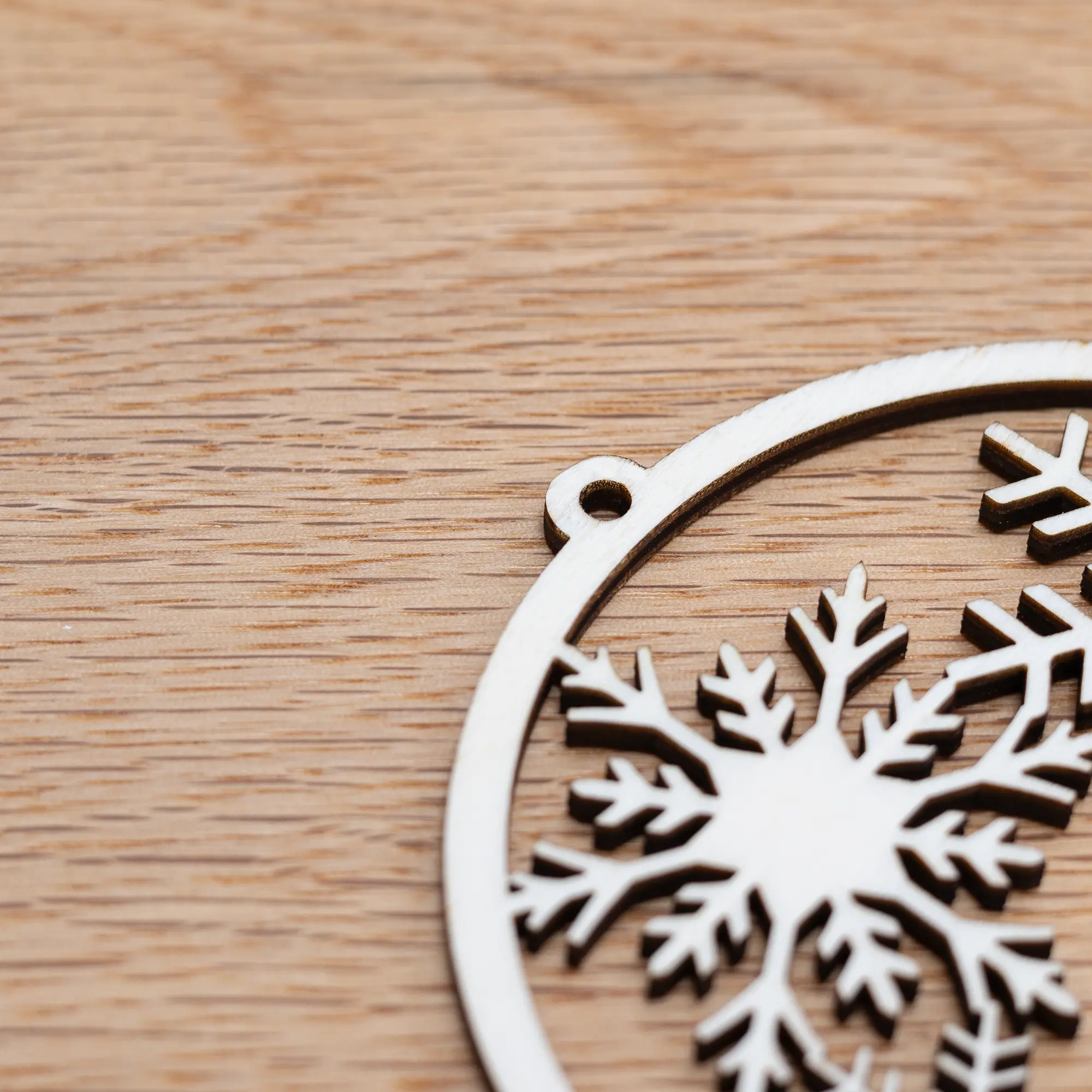 Personalisierte Geldgeschenkkarte Grachtenhäuser 3 Personalisiertes Geldgeschenk Schneekugel_Anhänger_Loch