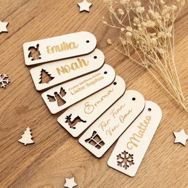 Weihnachtliche Geschenkanhänger mit verschiedenen Motiven - Produktbild