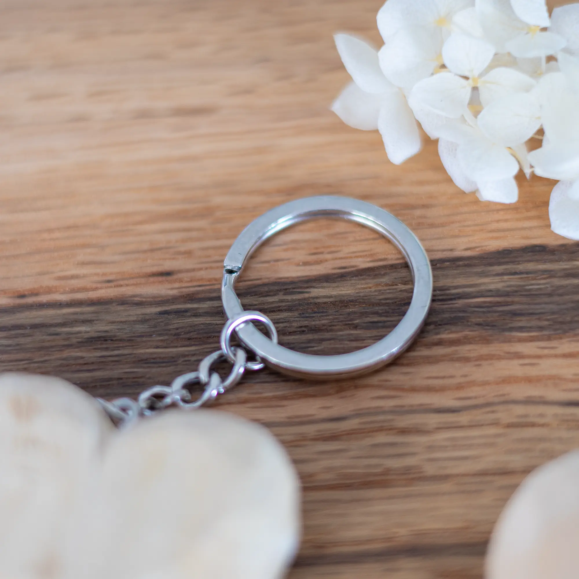 Personalisierter Herzanhänger (Handgeschnitzt) mit Namen & Wunschdatum 5 Handgeschnitzte Herzanhänger - Mit Namen und Datum - Keyring