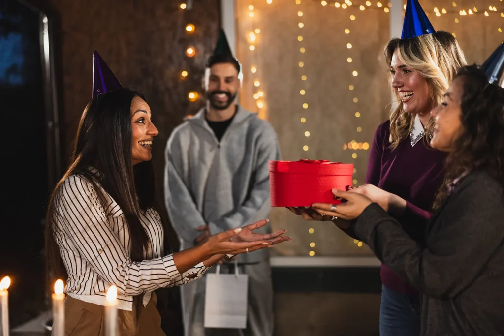 Warum schenken wir? 2 Individuelle Geburtstagsgeschenke kommen von Herzen