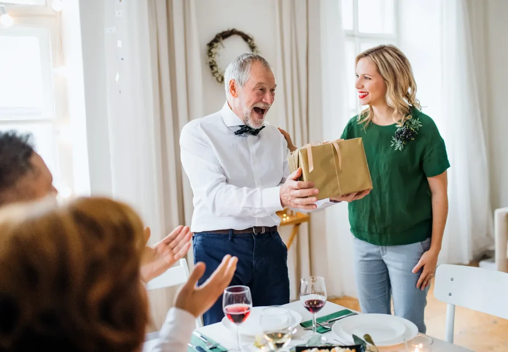 Warum schenken wir? 1 Personalisiertes Geschenk für Opa