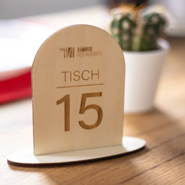 Individuelle Tischnummern mit Logo - Produktbild