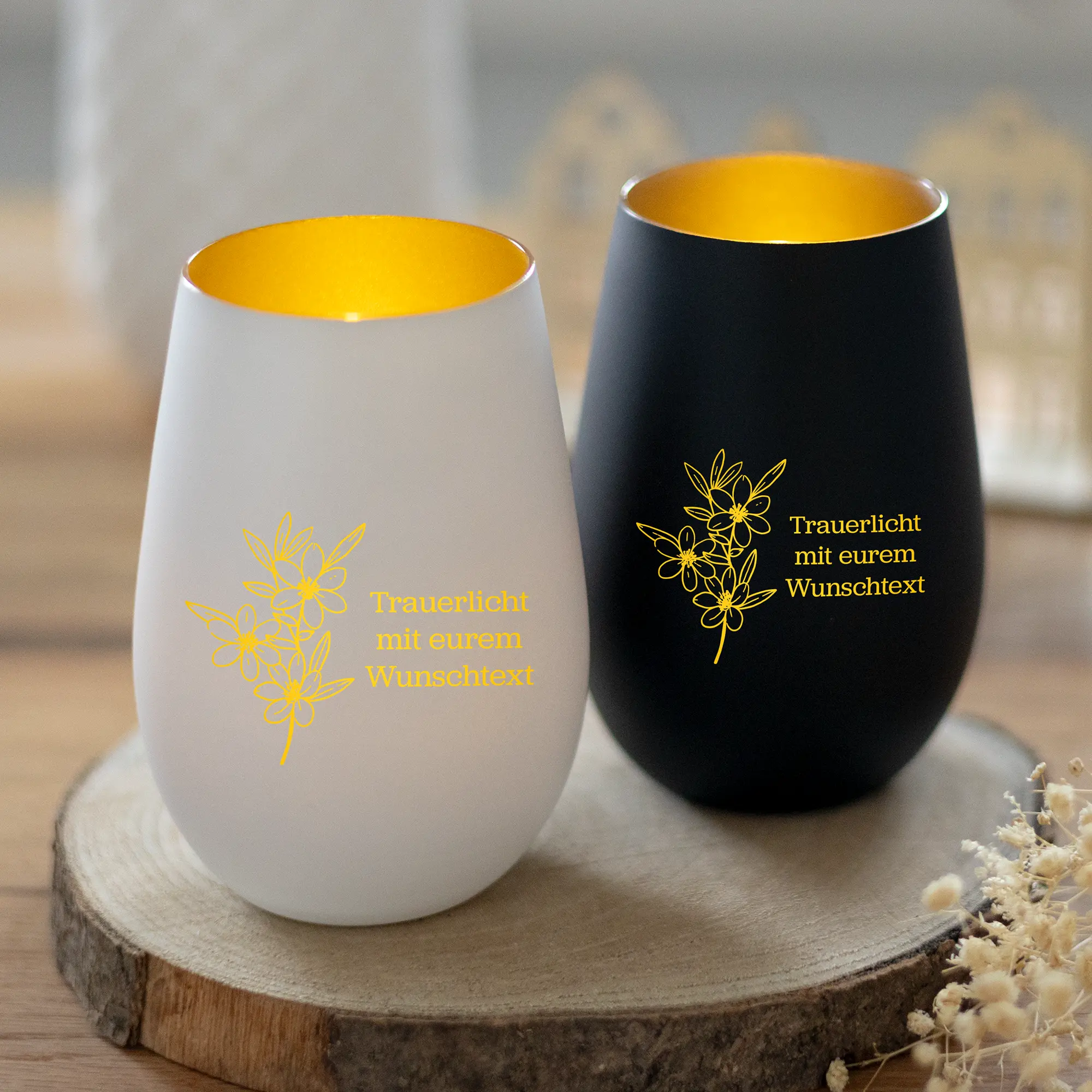 Personalisiertes Trauerlicht mit Wunschtext und Blume 7 Personalisiertes Trauerlicht mit Blumenmotiv auf weiß und schwarz